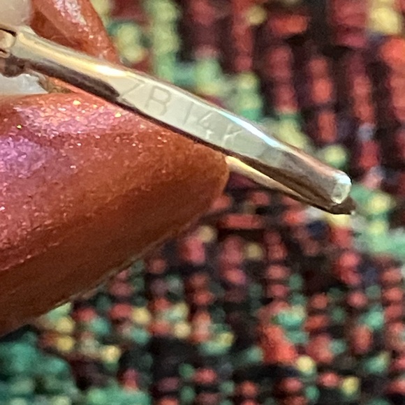 14 Karat Yellow Gold Chandelier Style Freshwater Pearl Lever Back Earrings - Picture 6 of 8